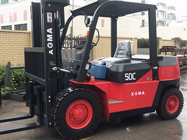 恭喜今日銷售部又出一單！廈工5.0T叉車壹臺